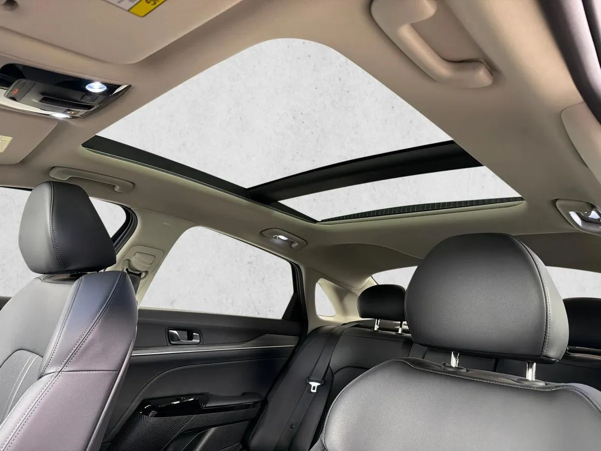 2025 Kia K5 EX thumbnail 2