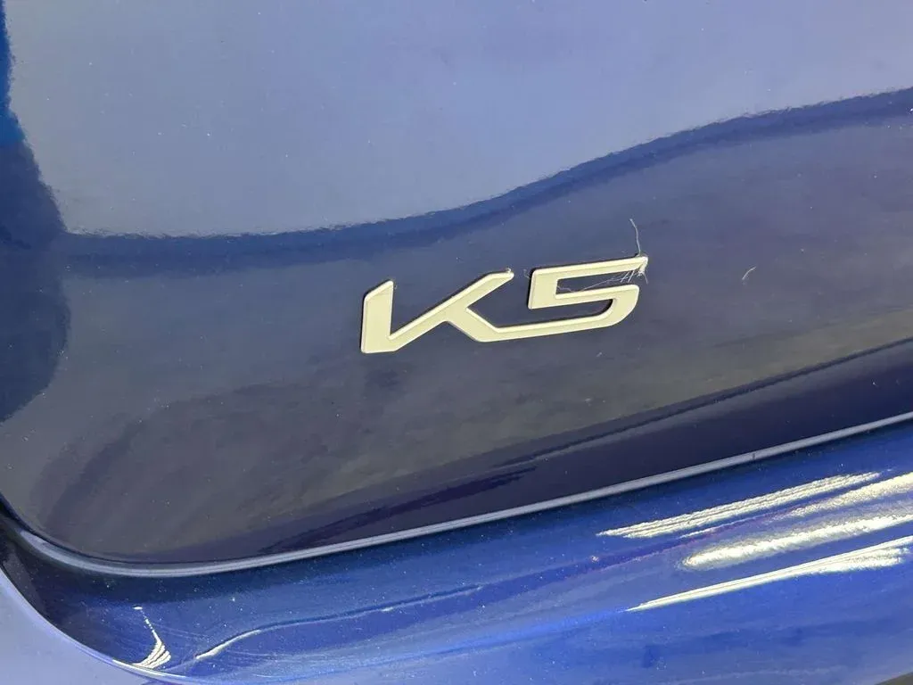 2025 Kia K5 GT-Line thumbnail 10