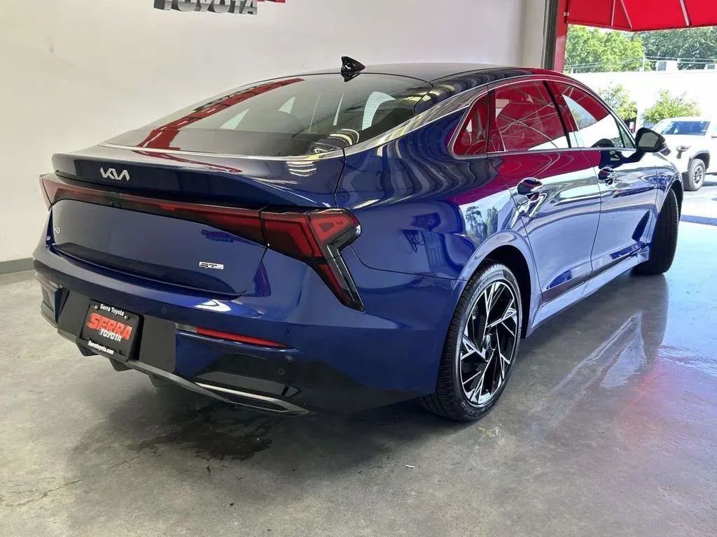 2025 Kia K5 GT-Line thumbnail 3