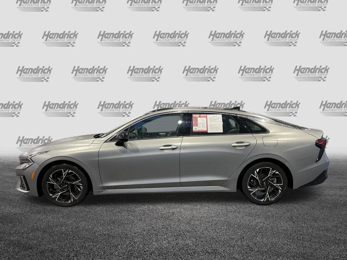 2025 Kia K5 GT-Line thumbnail 8