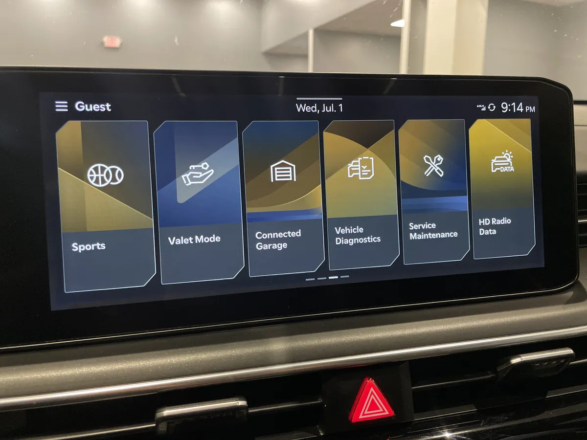 2025 Kia K5 GT-Line thumbnail 25