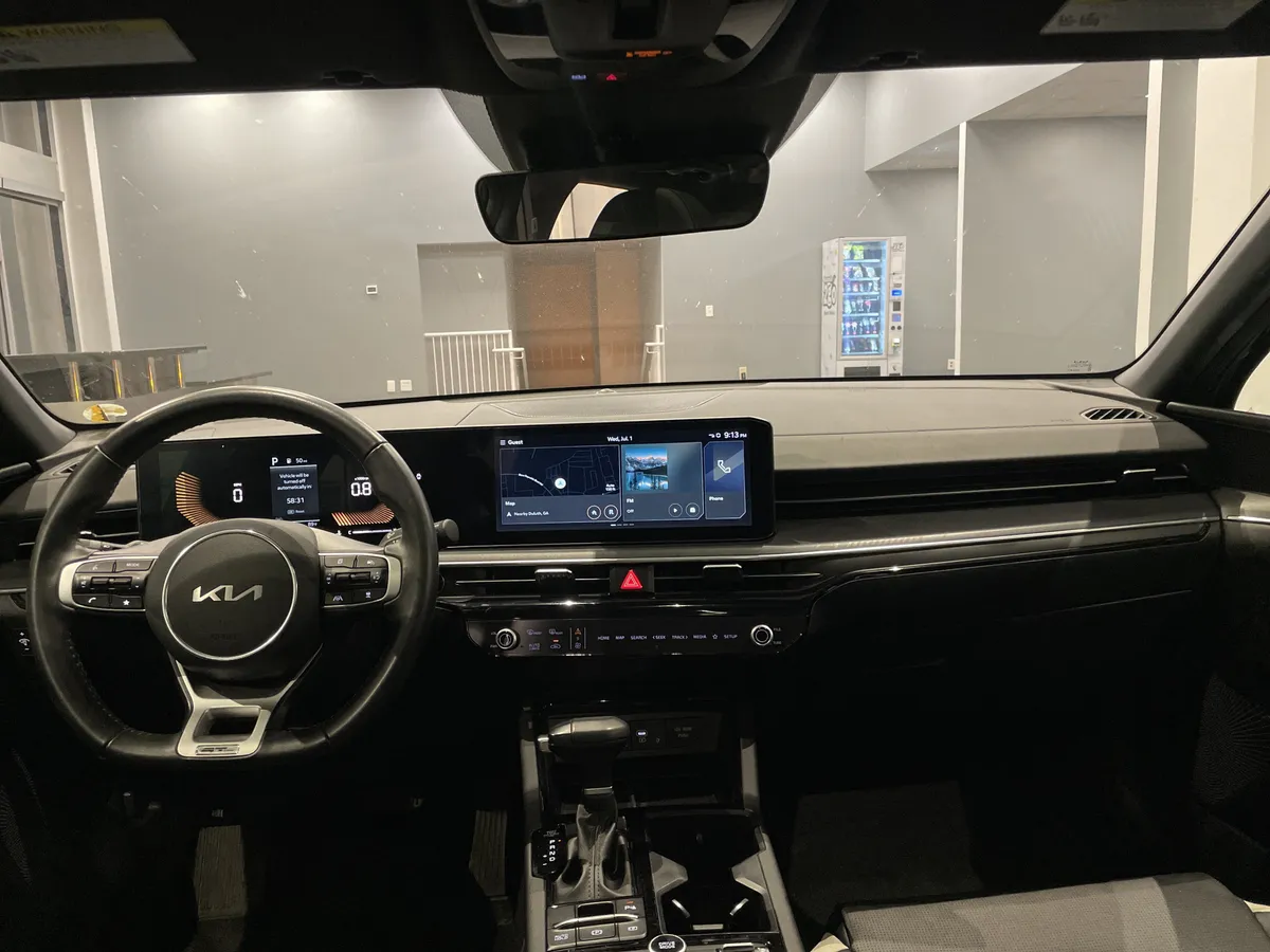 2025 Kia K5 GT-Line thumbnail 33