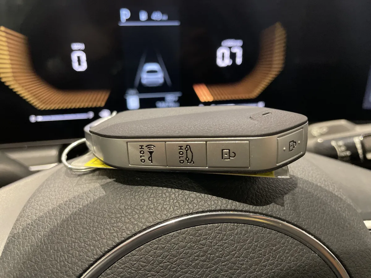 2025 Kia K5 GT-Line thumbnail 42