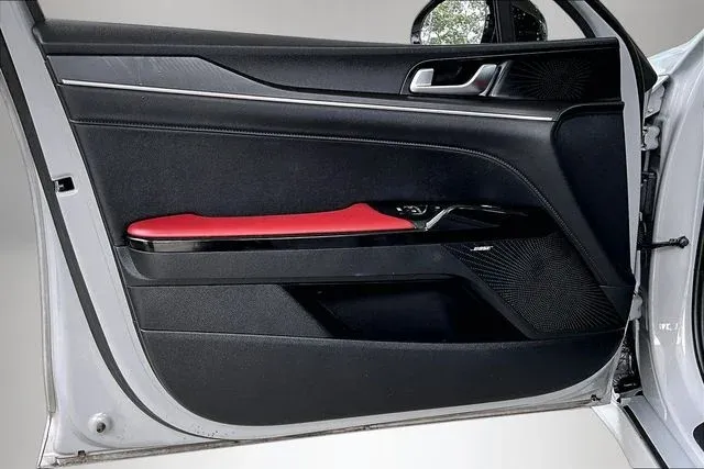 2025 Kia K5 GT-Line thumbnail 17
