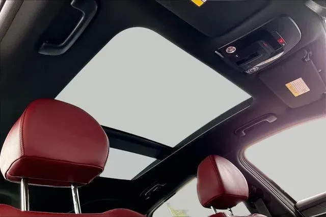 2025 Kia K5 GT-Line thumbnail 25