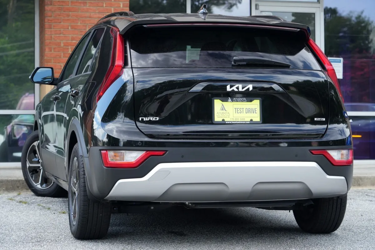 2025 Kia Niro Plug-In Hybrid EX thumbnail 5