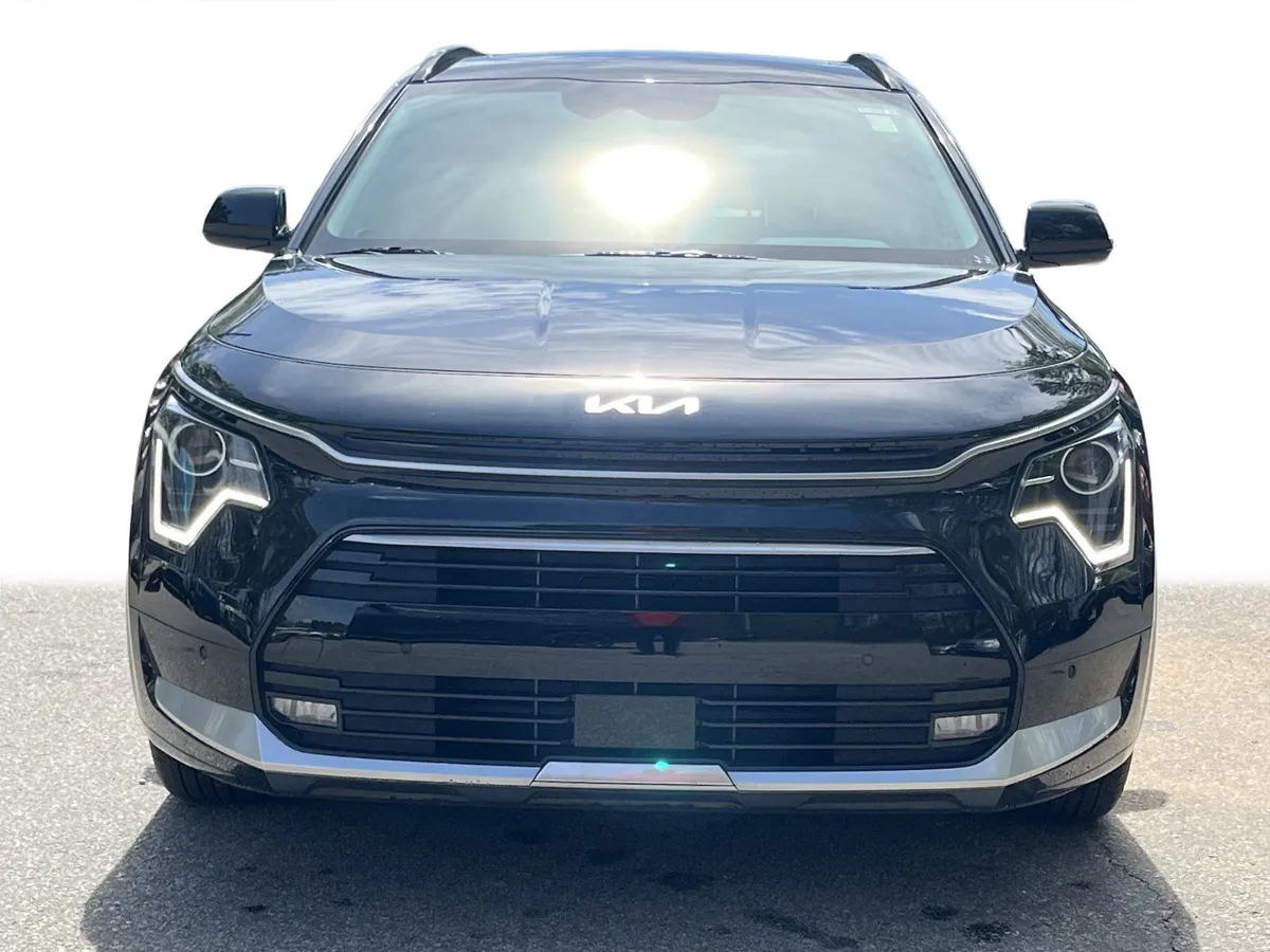 2025 Kia Niro SX thumbnail 30