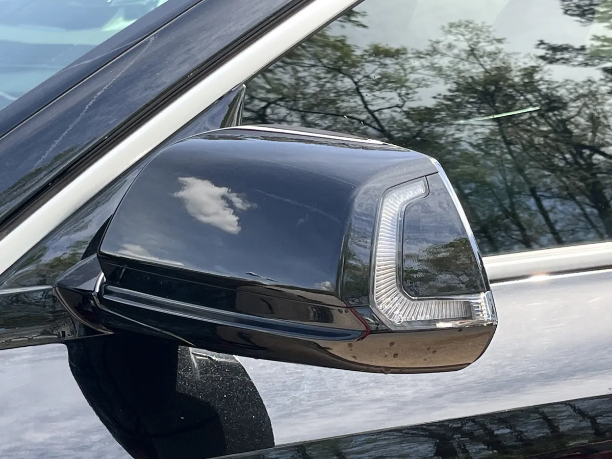 2025 Kia Niro SX thumbnail 32