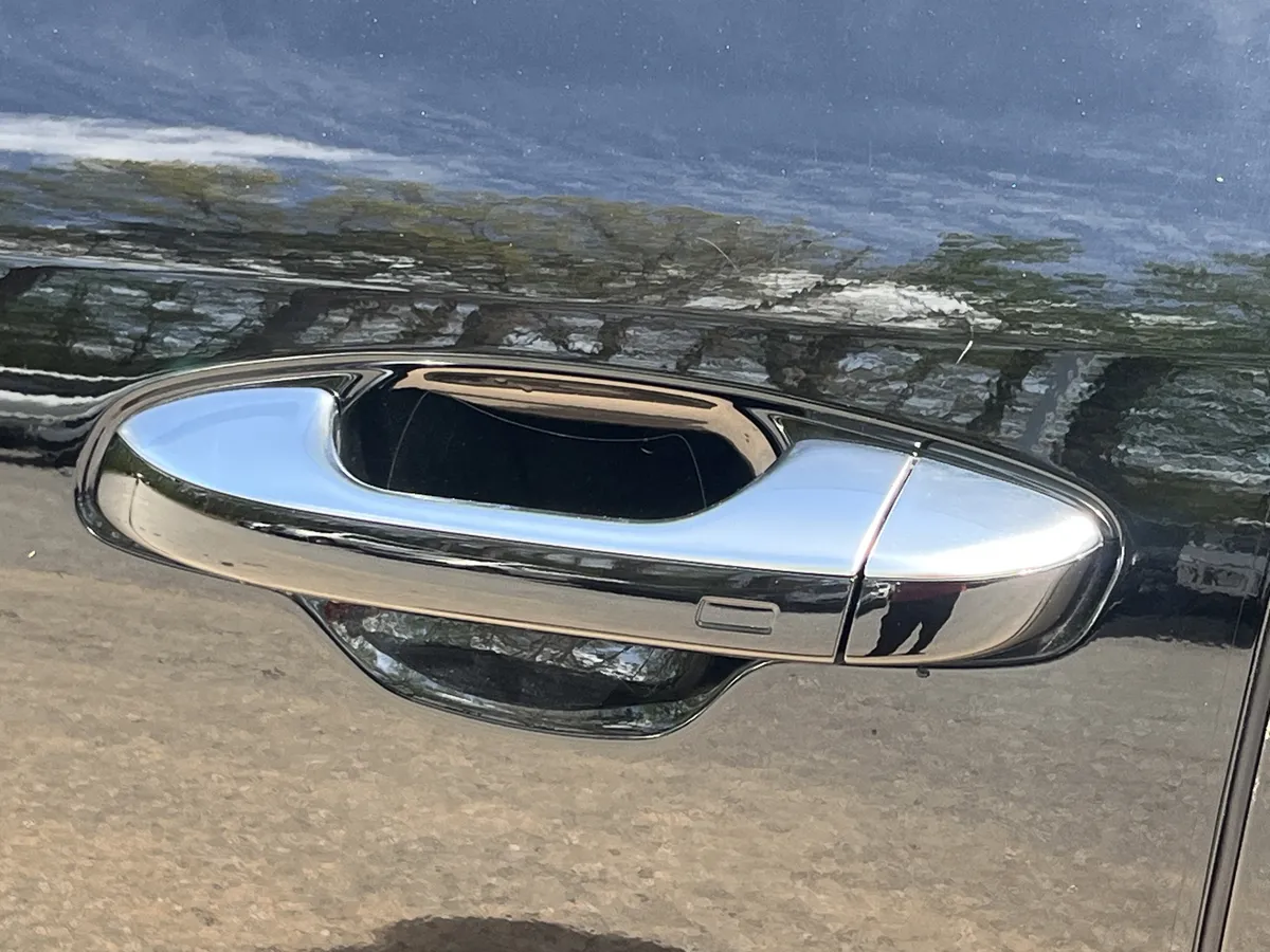 2025 Kia Niro SX thumbnail 33