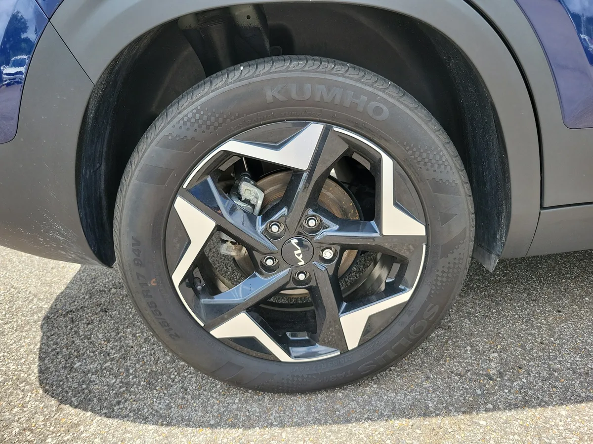 2025 Kia Seltos EX thumbnail 30