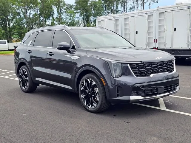 2025 Kia Sorento EX thumbnail 6