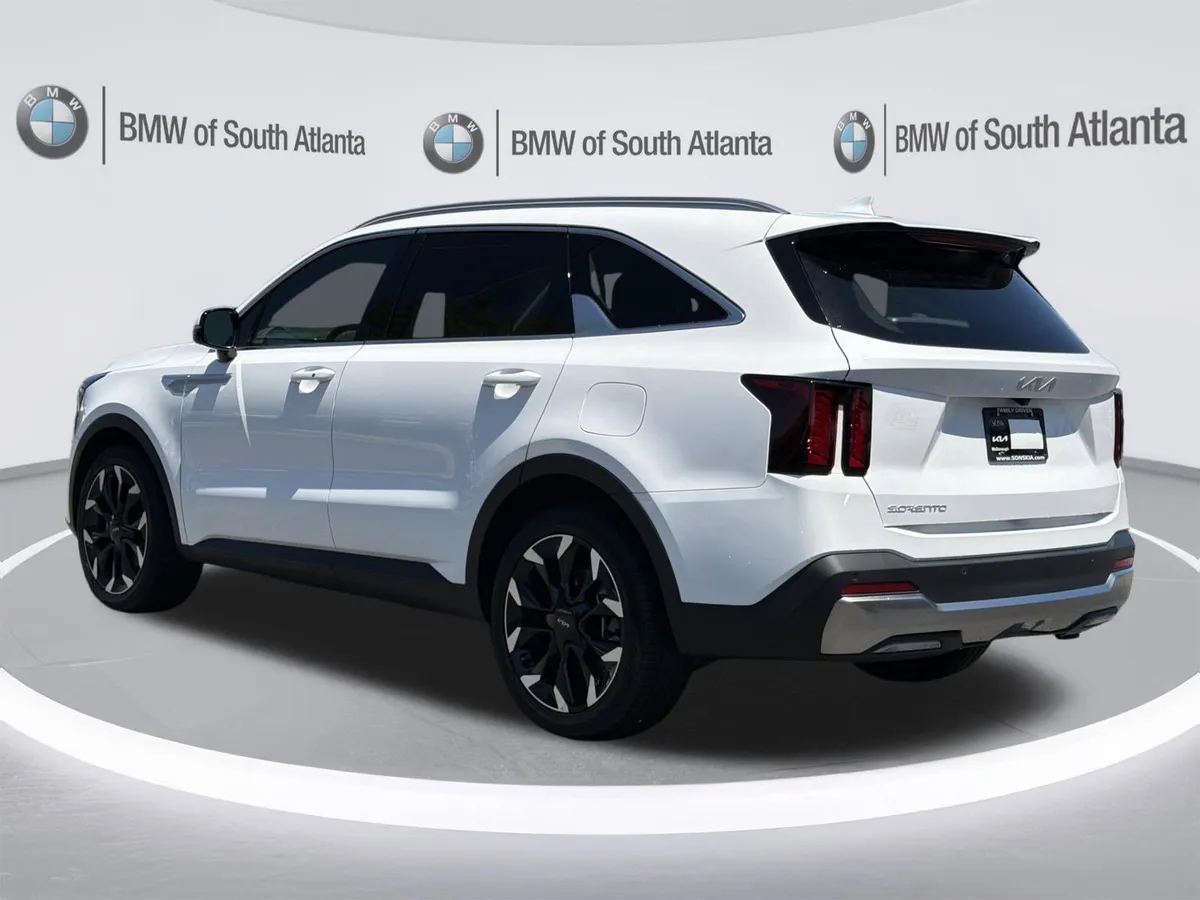 2025 Kia Sorento EX thumbnail 24