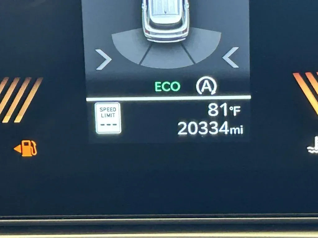 2025 Kia Sorento S thumbnail 29