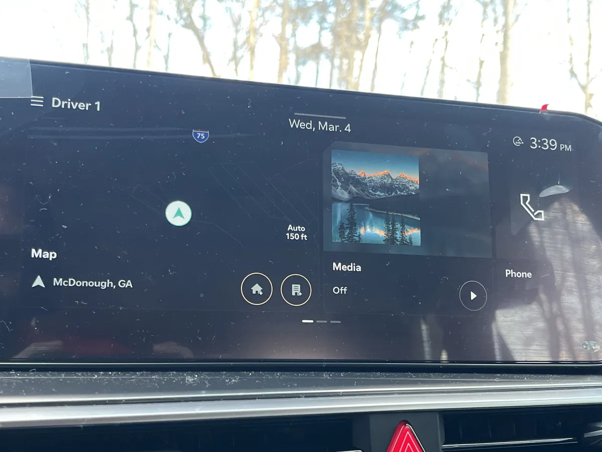 2025 Kia Sorento S thumbnail 6