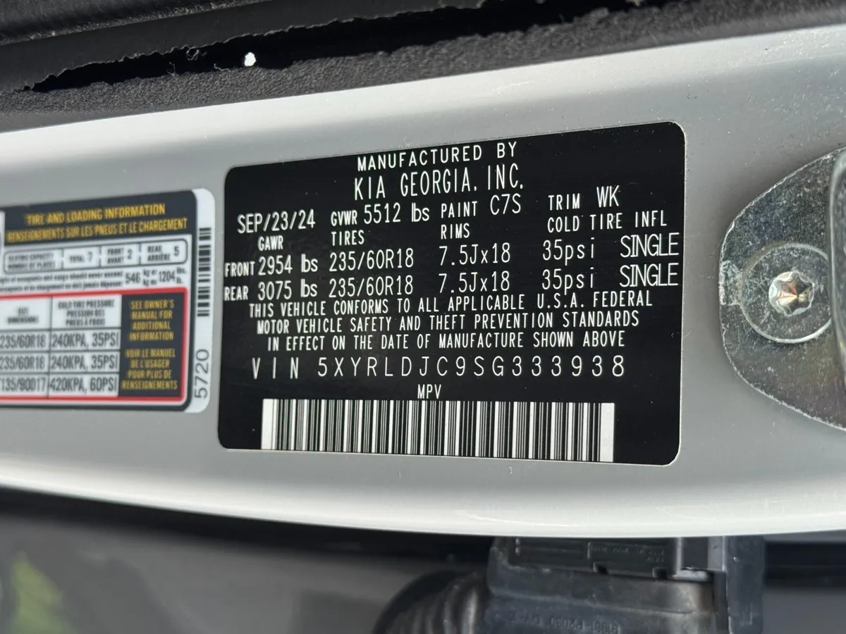 2025 Kia Sorento S thumbnail 45