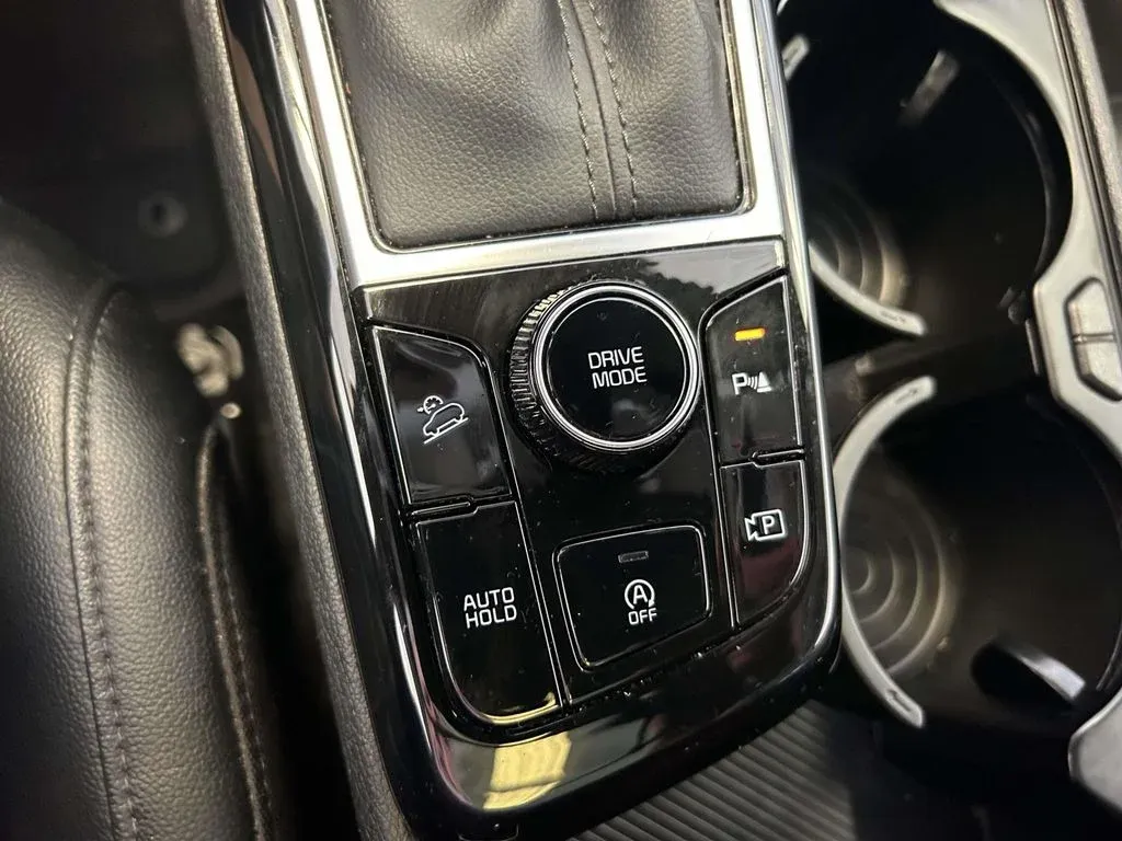 2025 Kia Sportage EX thumbnail 21