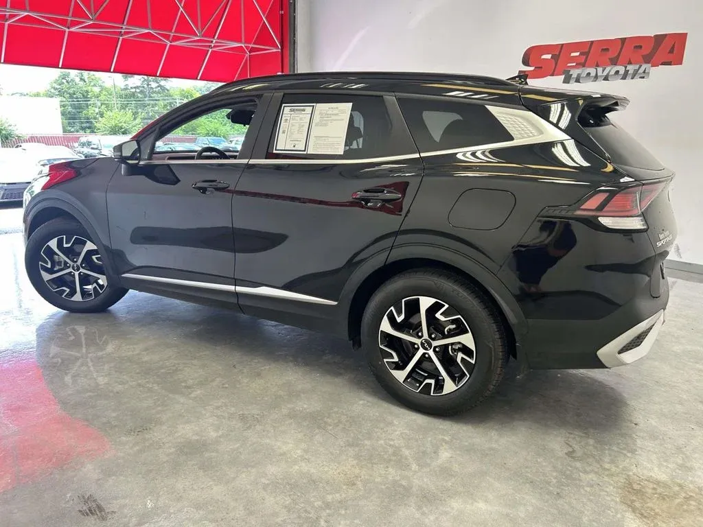 2025 Kia Sportage EX thumbnail 6