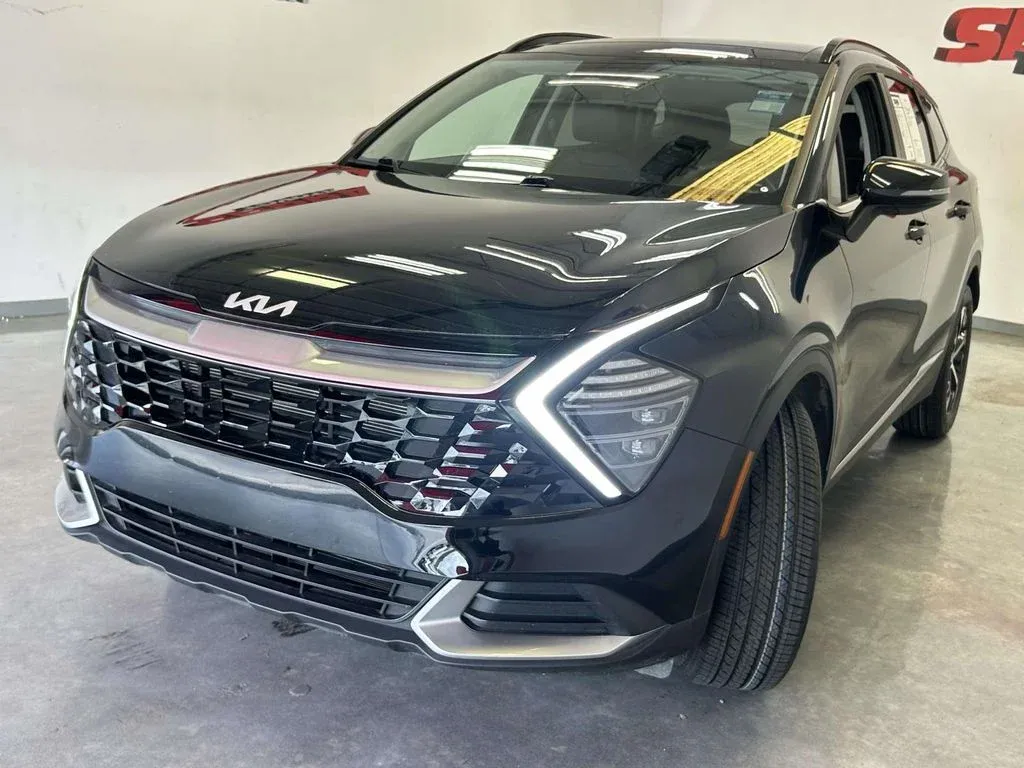 2025 Kia Sportage EX thumbnail 7