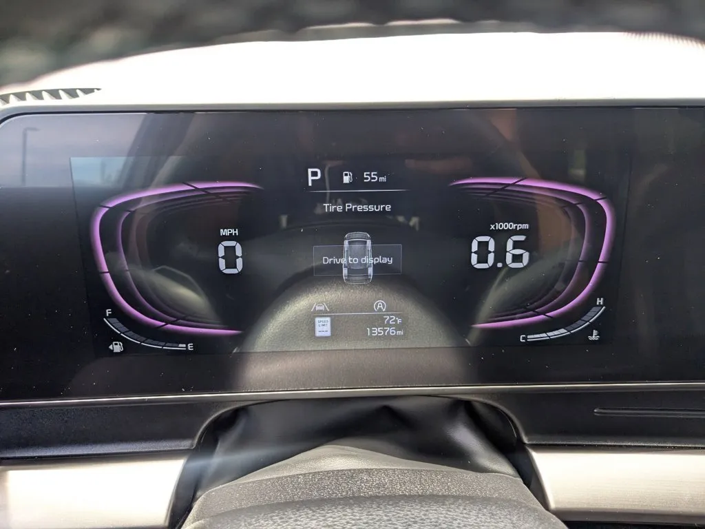 2025 Kia Sportage EX thumbnail 15