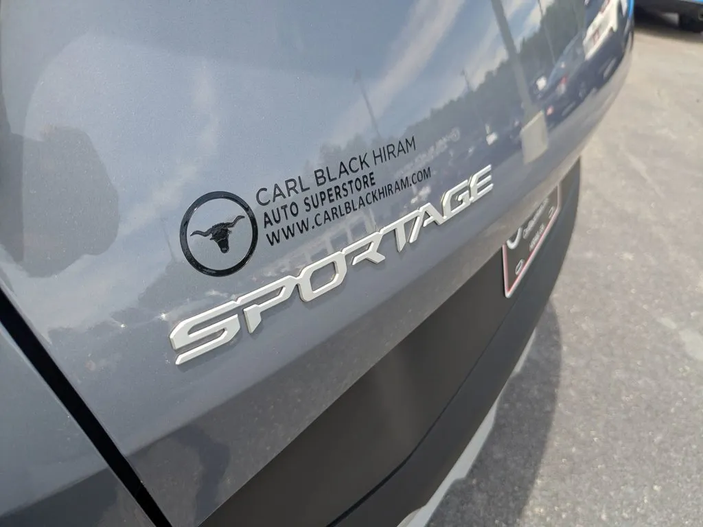 2025 Kia Sportage EX thumbnail 31