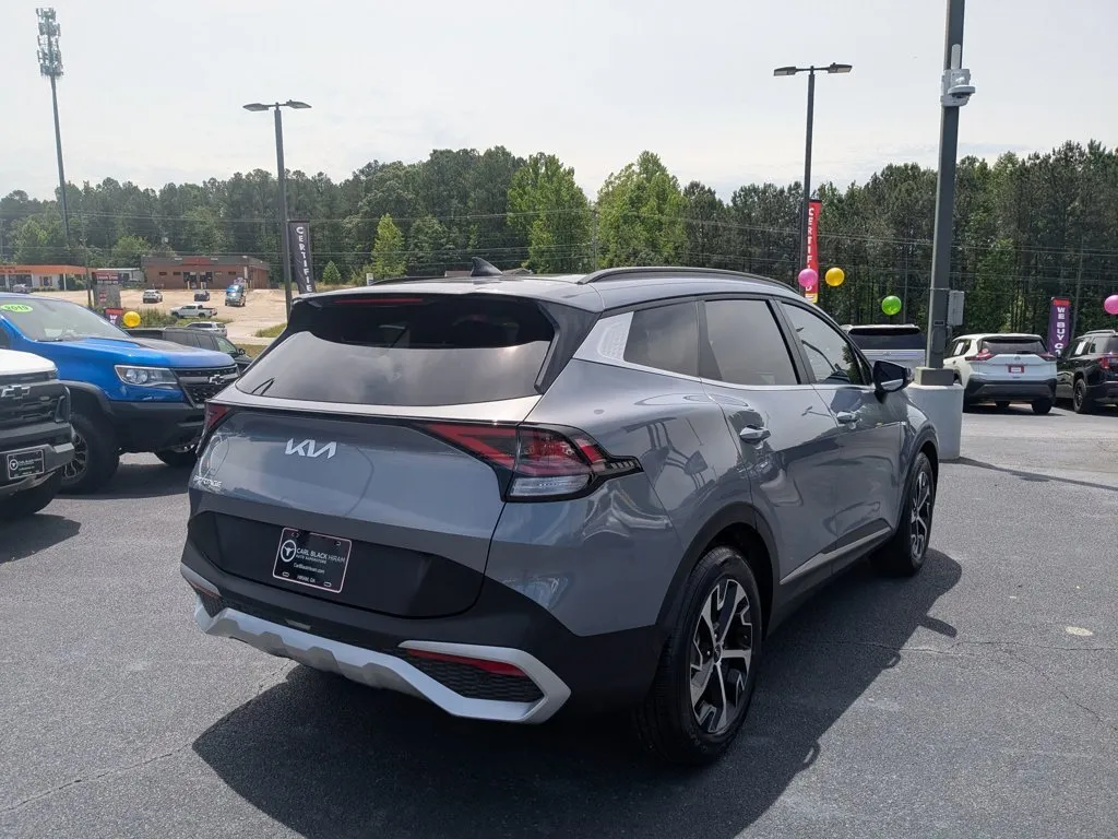 2025 Kia Sportage EX thumbnail 5