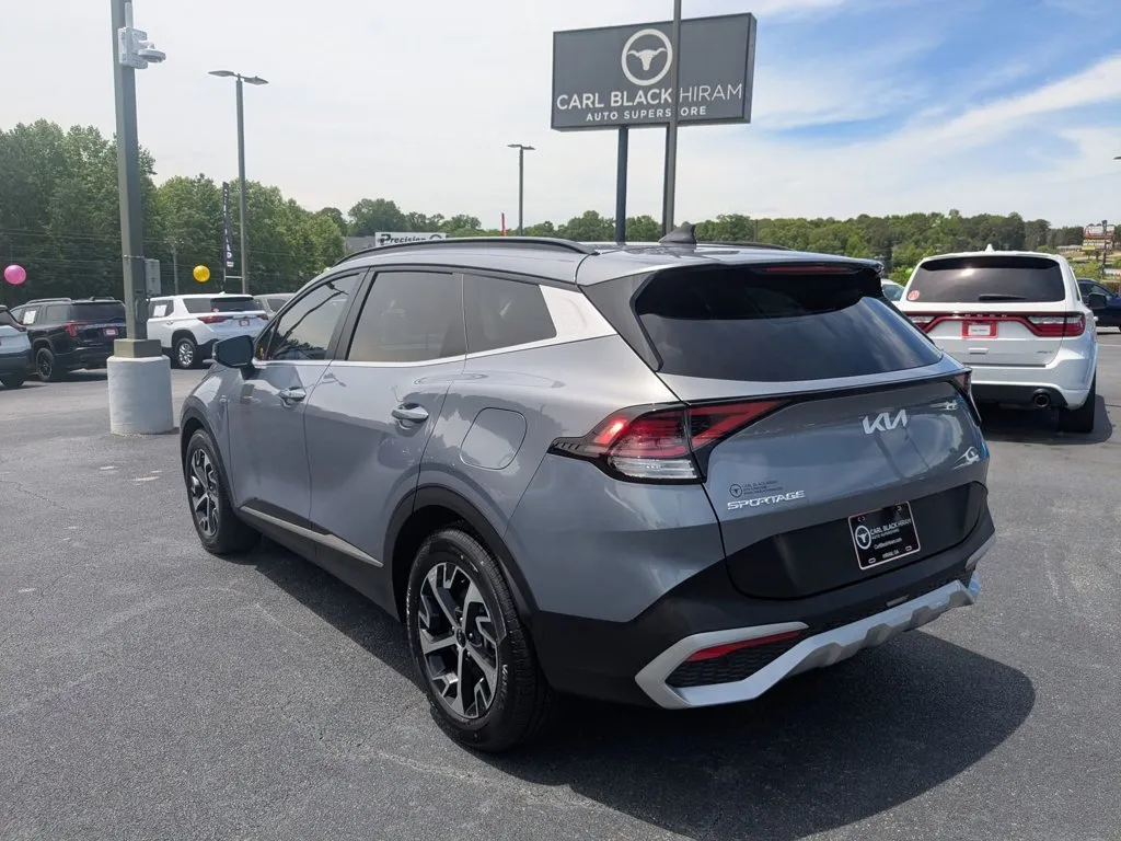 2025 Kia Sportage EX thumbnail 7