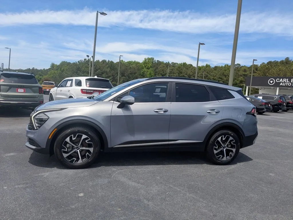 2025 Kia Sportage EX thumbnail 8