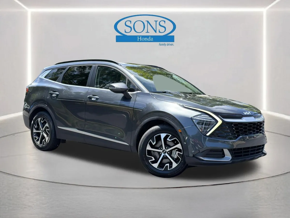 2025 Kia Sportage EX thumbnail 2