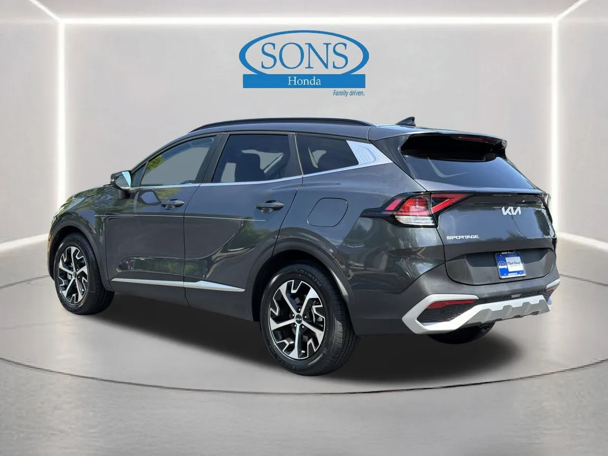 2025 Kia Sportage EX thumbnail 23