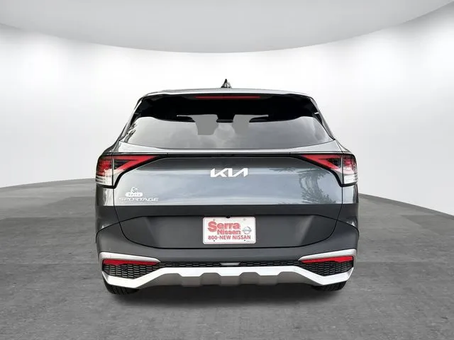 2025 Kia Sportage LX thumbnail 8