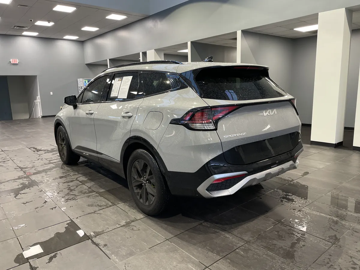 2025 Kia Sportage SX thumbnail 7