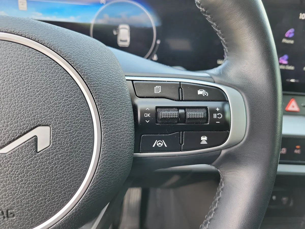 2025 Kia Sportage SX-Prestige thumbnail 20