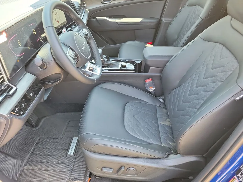 2025 Kia Sportage X-Line thumbnail 10