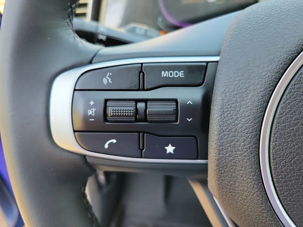 2025 Kia Sportage X-Line thumbnail 24