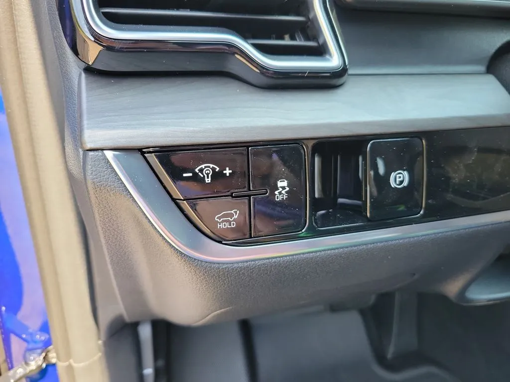 2025 Kia Sportage X-Line thumbnail 26