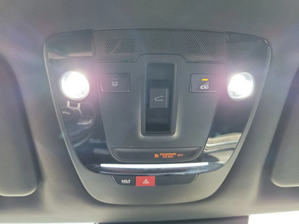 2025 Kia Sportage X-Line thumbnail 31