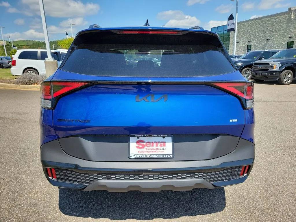 2025 Kia Sportage X-Line thumbnail 4