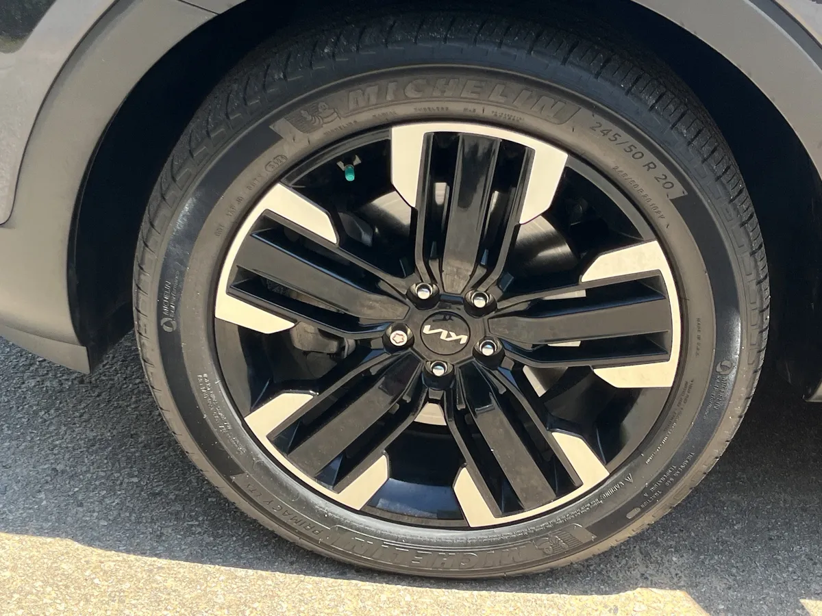2025 Kia Telluride SX-Prestige thumbnail 34