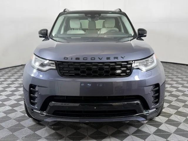 2025 Land Rover Discovery Dynamic SE thumbnail 11
