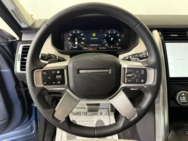 2025 Land Rover Discovery Dynamic SE thumbnail 40