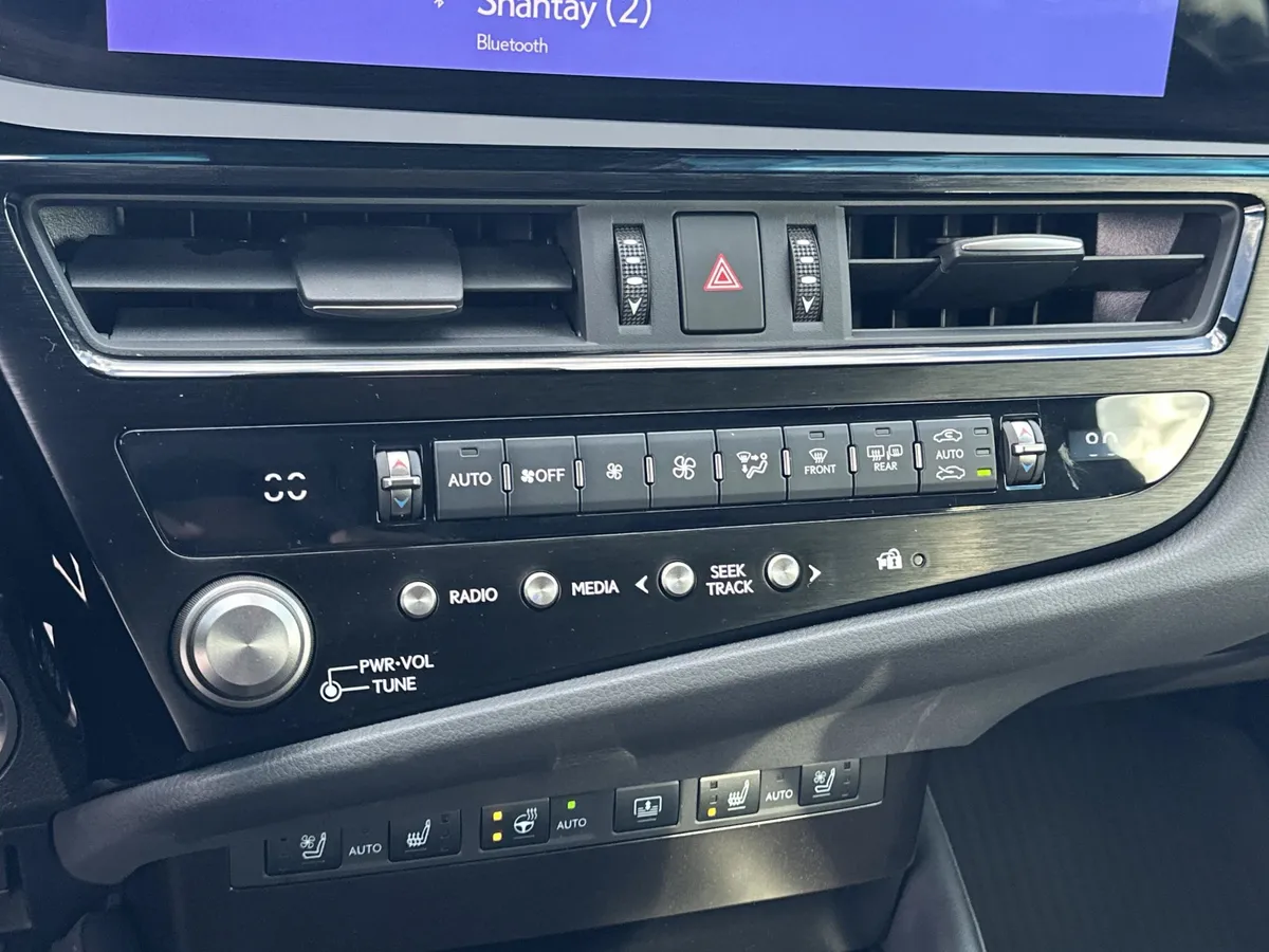 2025 LEXUS ES 350 ES 350 Ultra Luxury thumbnail 17