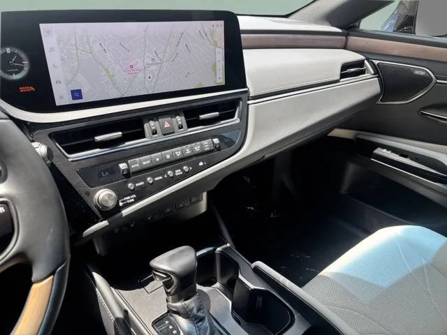 2025 LEXUS ES 350 Ultra Luxury thumbnail 26