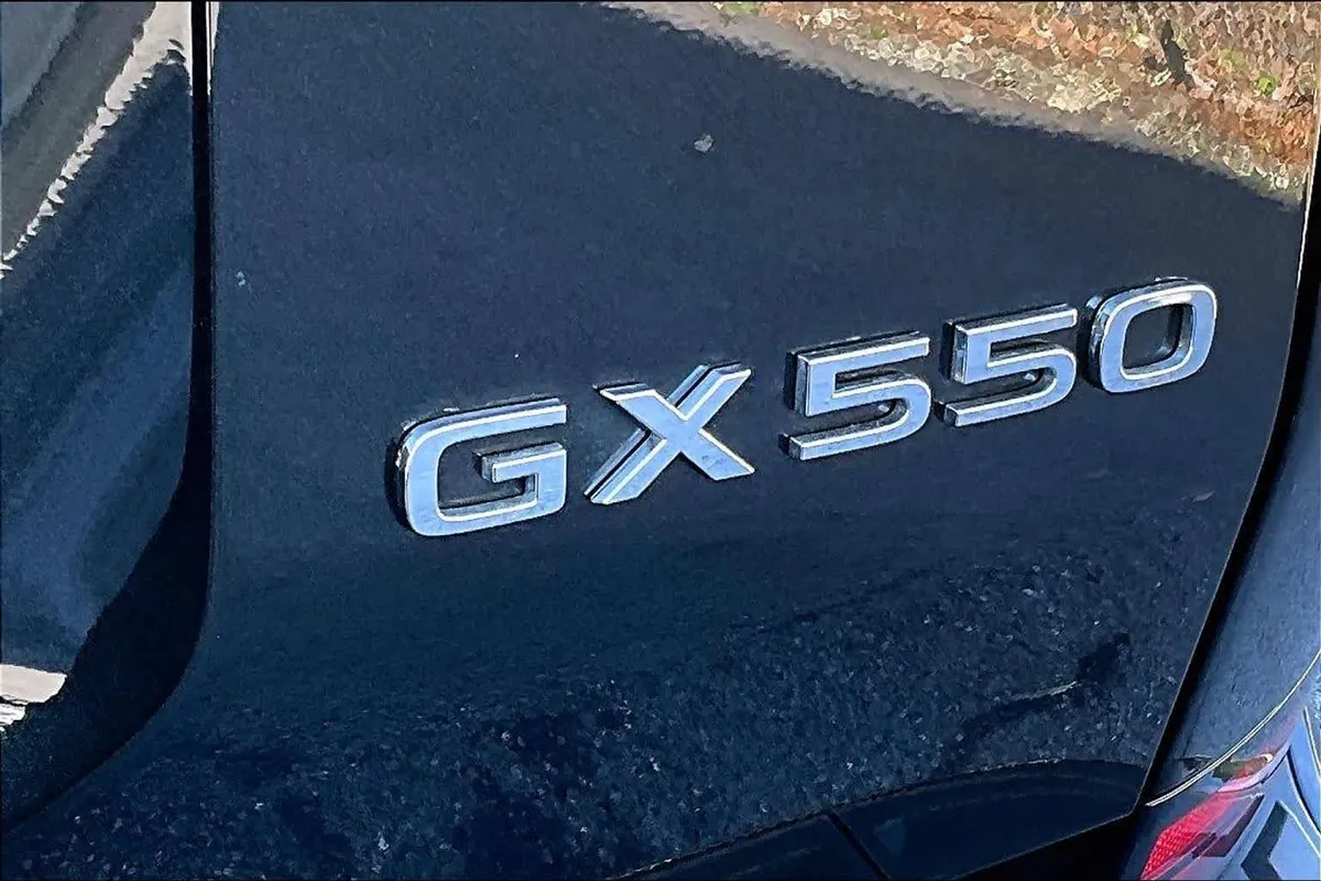 2025 Lexus GX 550 Premium+ thumbnail 10