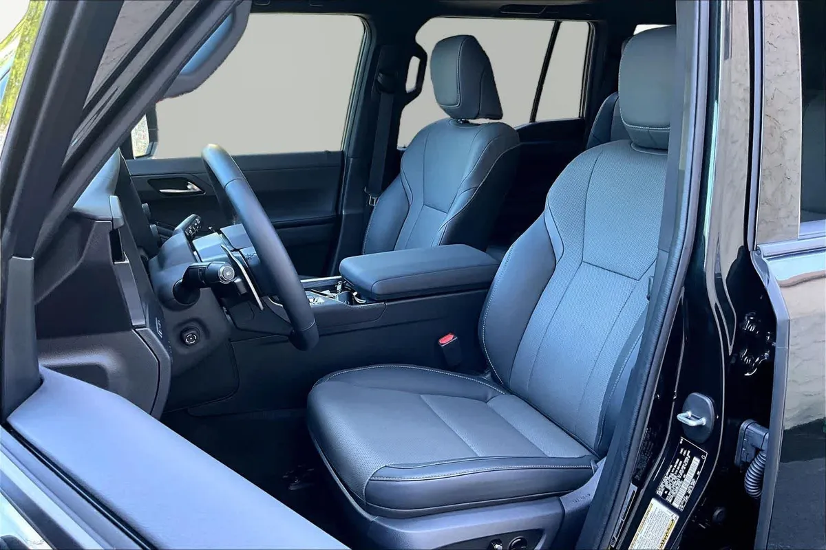 2025 Lexus GX 550 Premium+ thumbnail 8