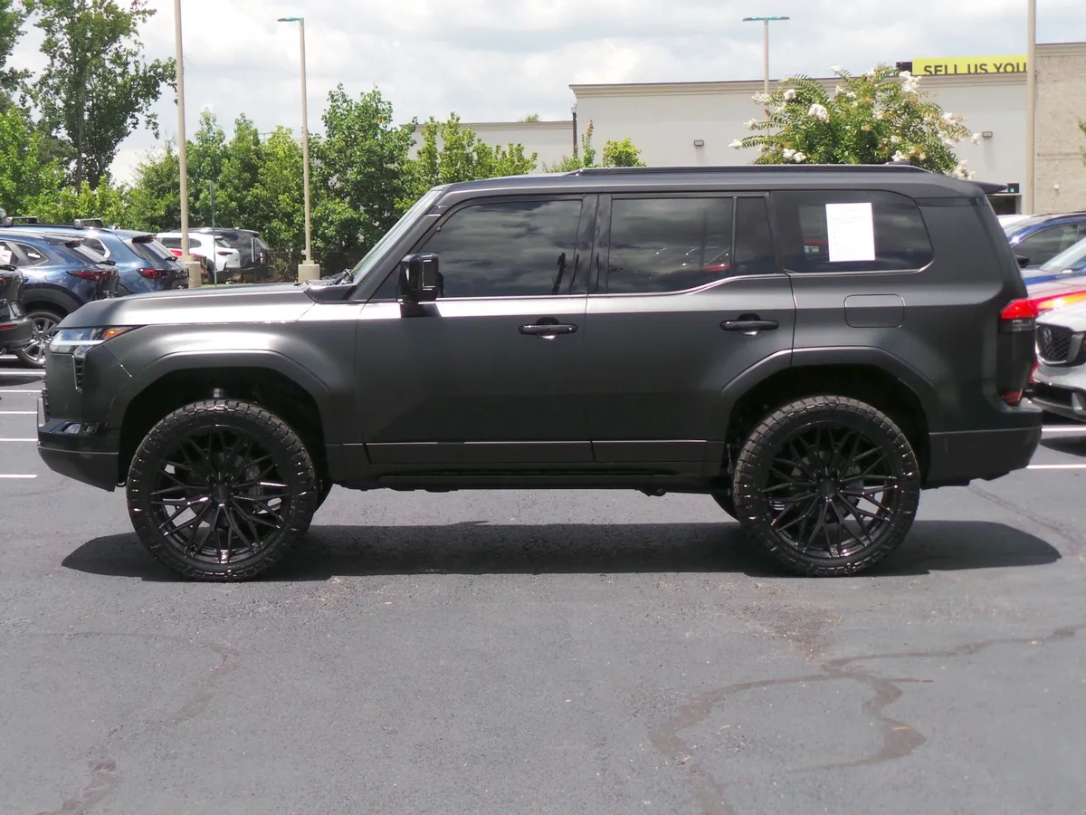 2025 Lexus GX GX 550 Luxury+ thumbnail 4