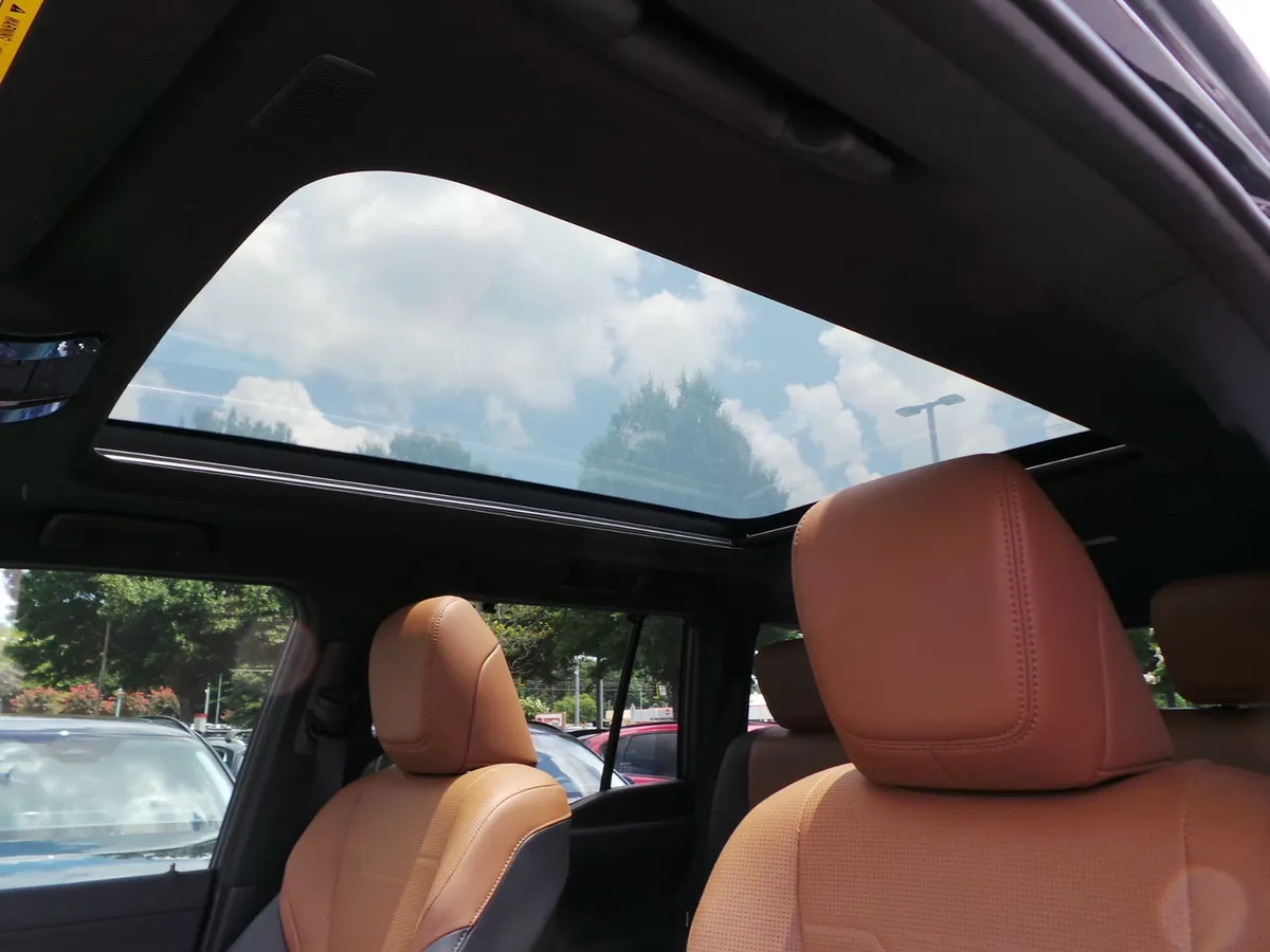 2025 Lexus GX GX 550 Luxury+ thumbnail 8
