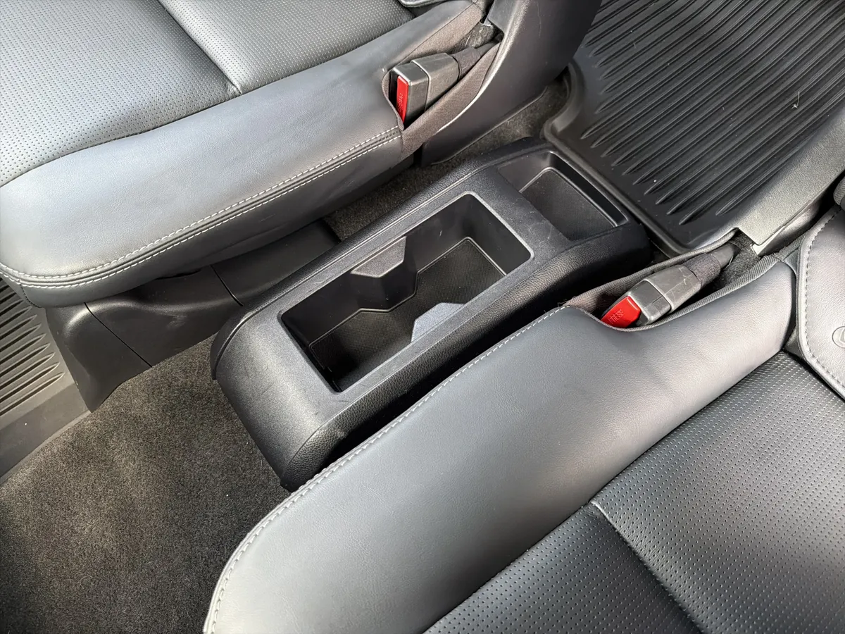 2025 Lexus GX GX 550 Luxury thumbnail 27