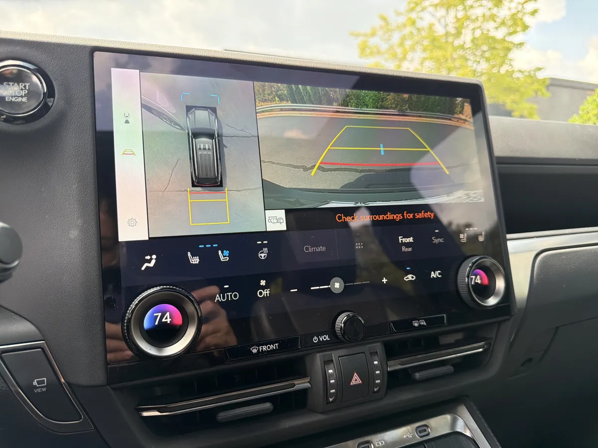 2025 Lexus GX GX 550 Luxury thumbnail 32