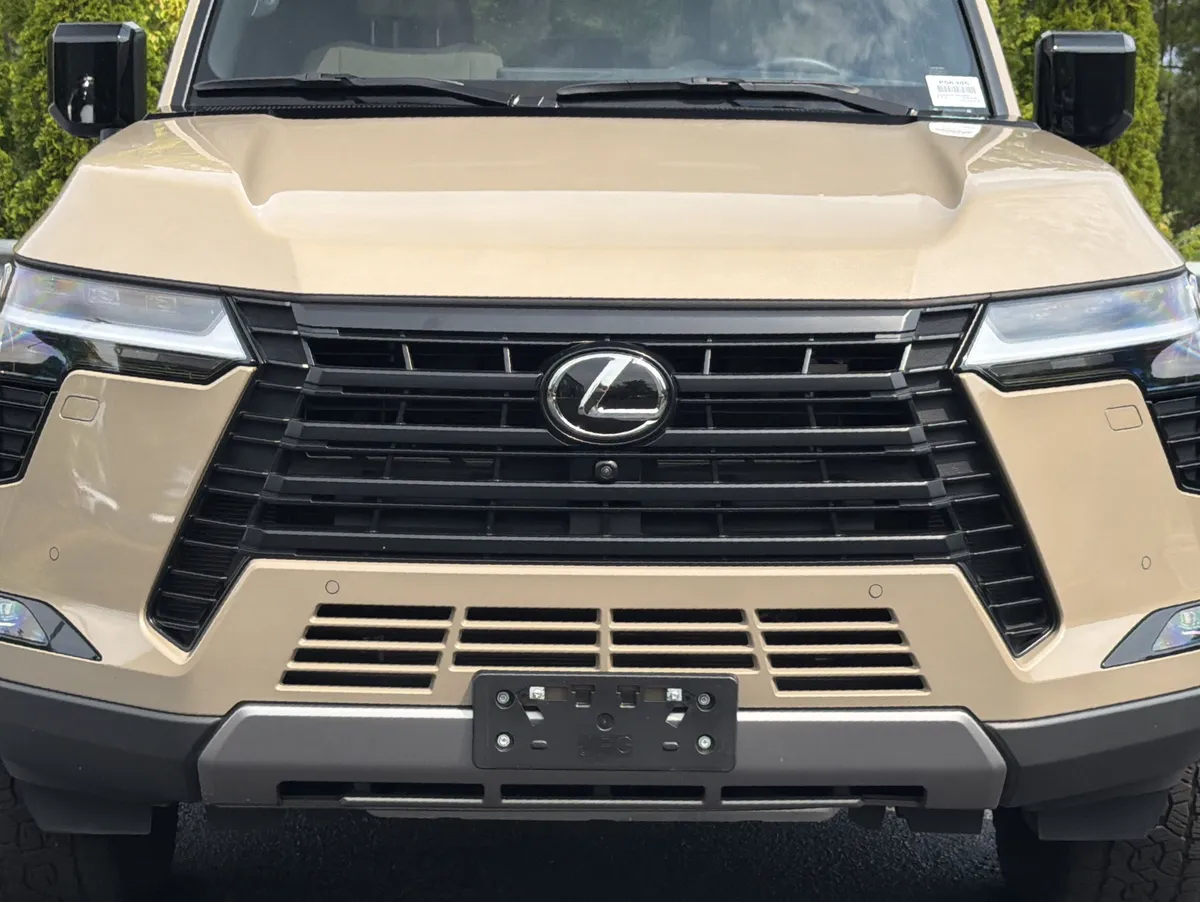 2025 Lexus GX GX 550 Overtrail+ thumbnail 19