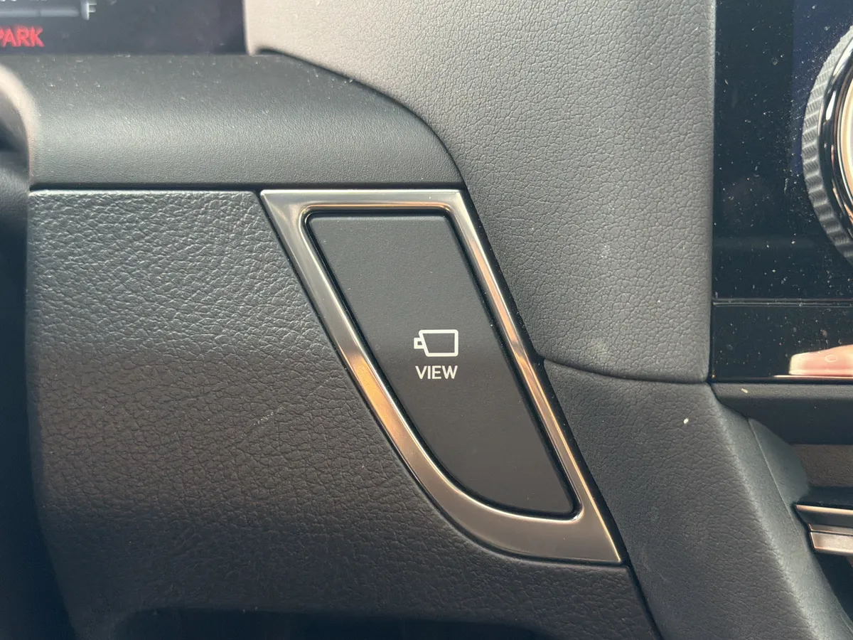 2025 Lexus GX GX 550 Overtrail+ thumbnail 35
